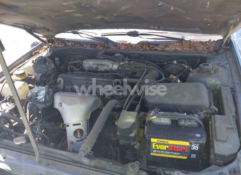 Photo 10 of 2000 Toyota Camry LE (VIN JT2BG22K4Y0426969)