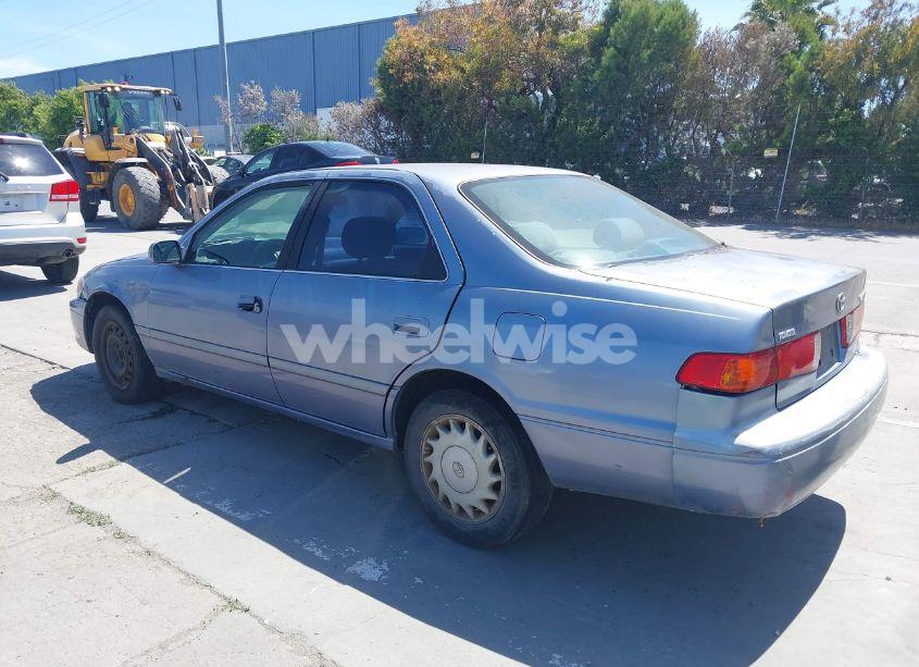 Photo 3 of 2000 Toyota Camry LE (VIN JT2BG22K4Y0426969)