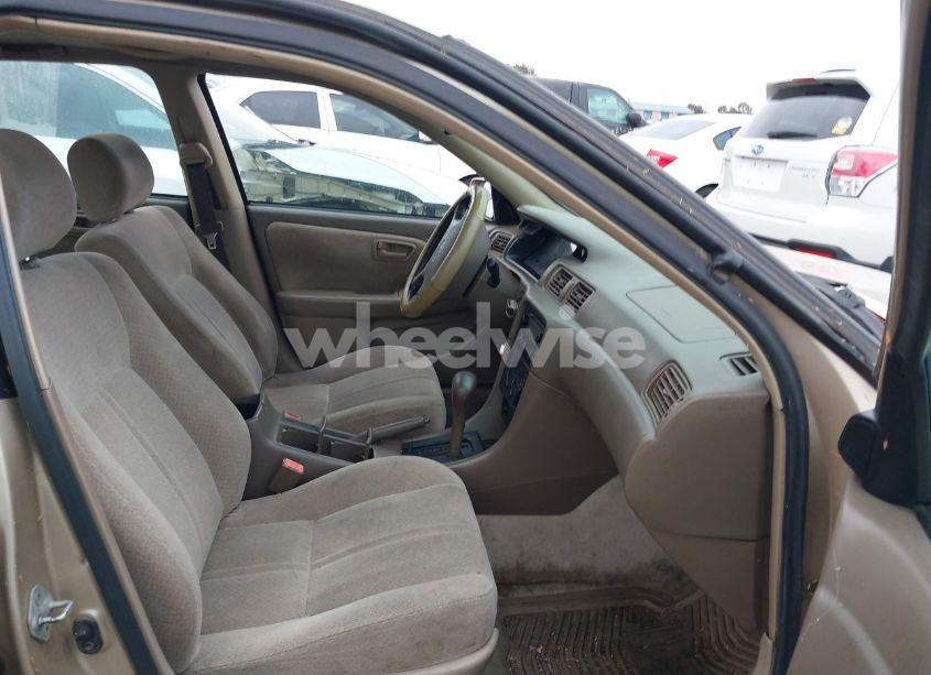 Photo 5 of 2001 Toyota Camry LE (VIN JT2BG22K510550741)