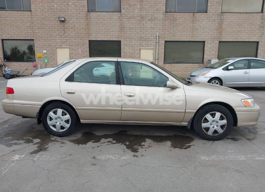 Photo 13 of 2001 Toyota Camry LE (VIN JT2BG22K610603317)