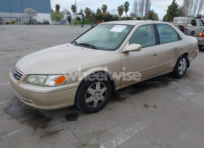 Photo 2 of 2001 Toyota Camry LE (VIN JT2BG22K610603317)