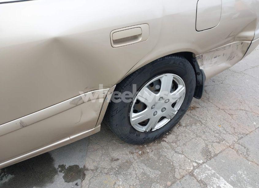 Photo 6 of 2001 Toyota Camry LE (VIN JT2BG22K610603317)