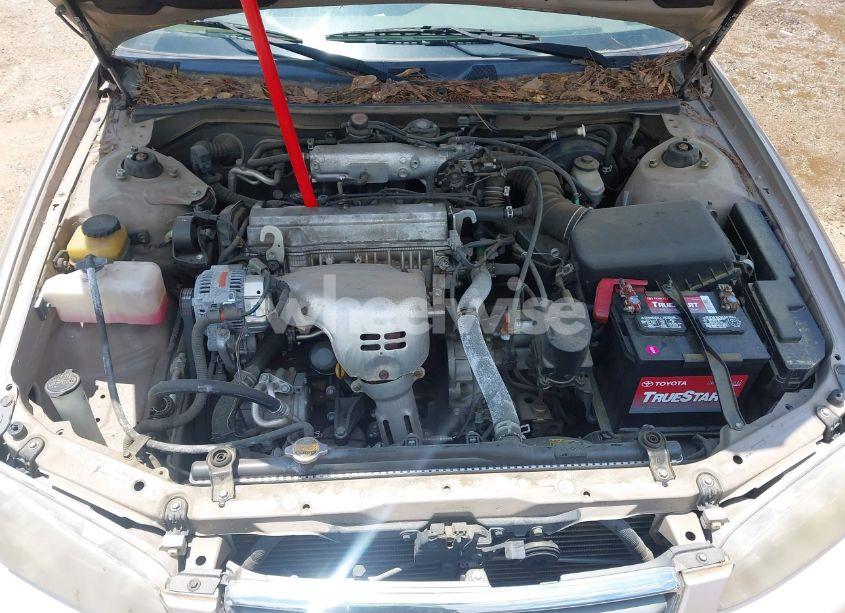 Photo 10 of 2000 Toyota Camry CE/LE/XLE (VIN JT2BG22K6Y0421434)