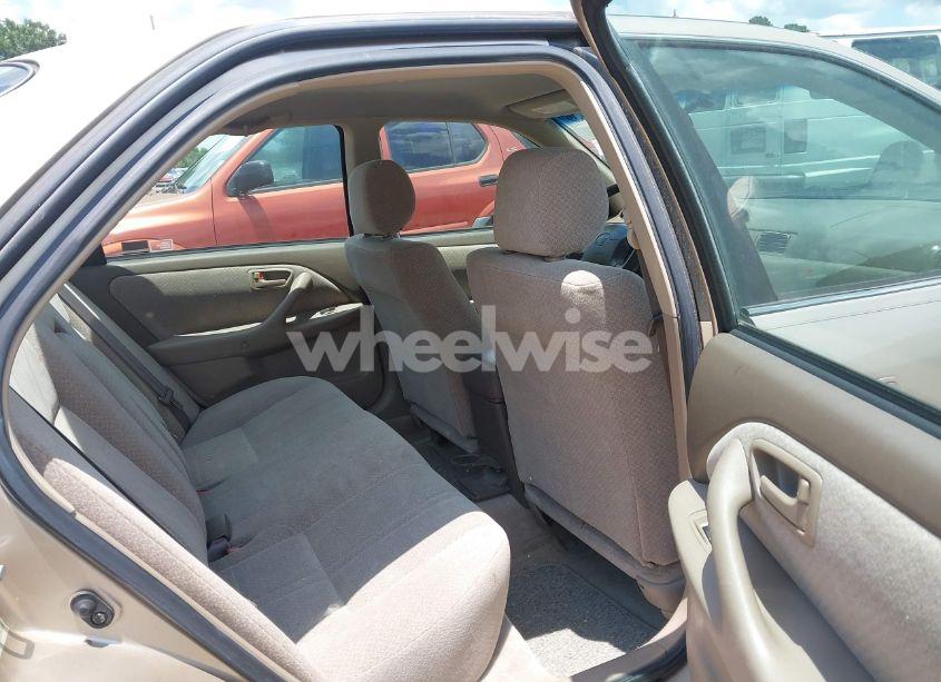 Photo 8 of 2000 Toyota Camry CE/LE/XLE (VIN JT2BG22K6Y0421434)