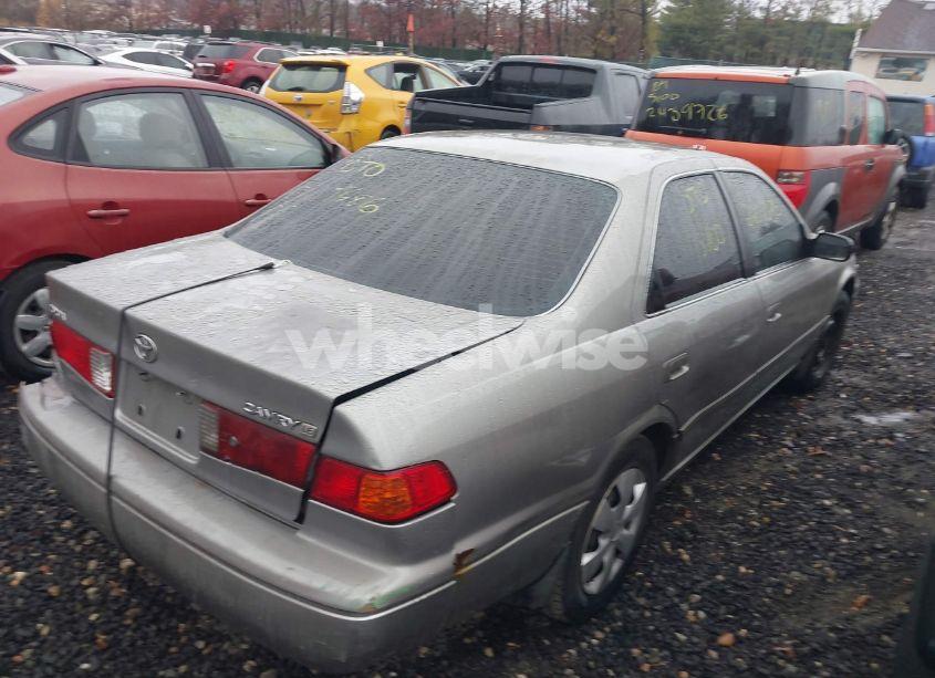 Photo 4 of 2000 Toyota Camry LE (VIN JT2BG22K6Y0520688)