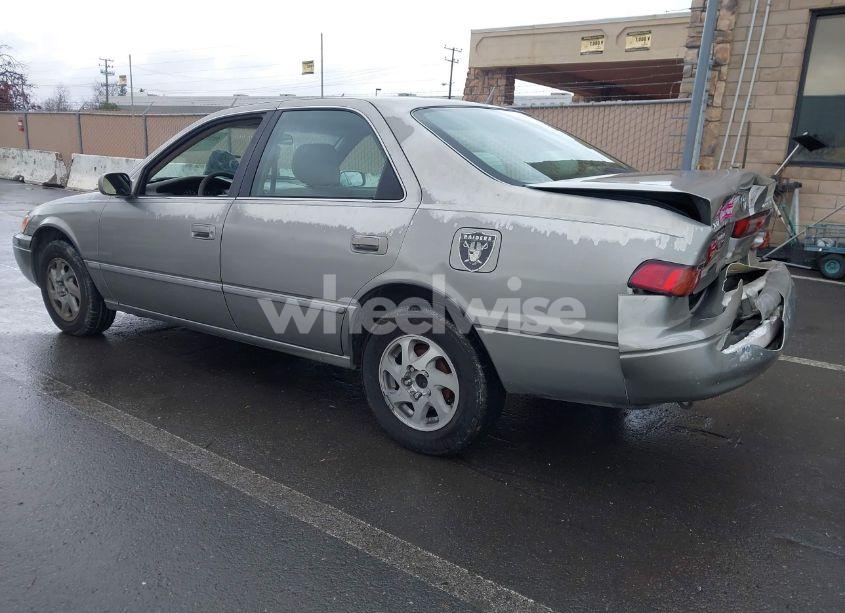 Photo 3 of 1998 Toyota Camry LE (VIN JT2BG22K7W0225872)