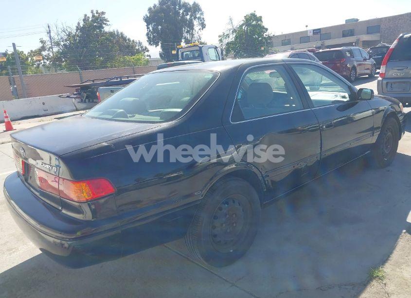 Photo 4 of 2000 Toyota Camry LE (VIN JT2BG22K7Y0401287)