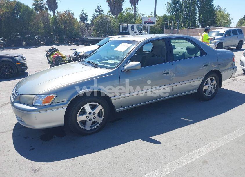 Photo 2 of 2001 Toyota Camry LE (VIN JT2BG22K810539653)