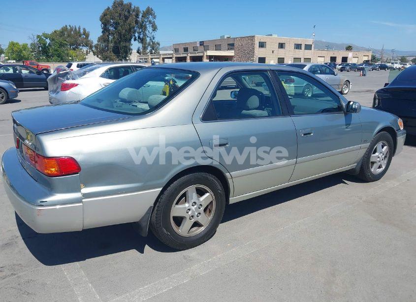 Photo 4 of 2001 Toyota Camry LE (VIN JT2BG22K810539653)
