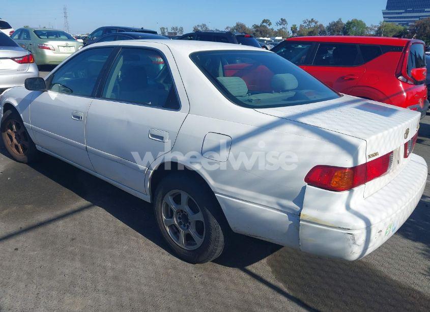 Photo 3 of 2000 Toyota Camry LE (VIN JT2BG22K8Y0396035)