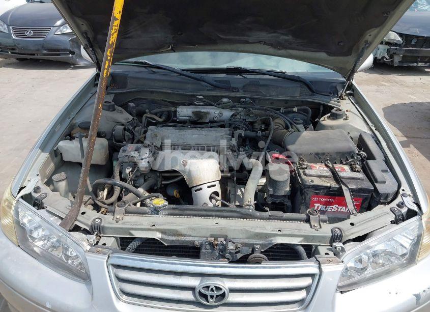 Photo 10 of 2001 Toyota Camry LE (VIN JT2BG22K910547065)