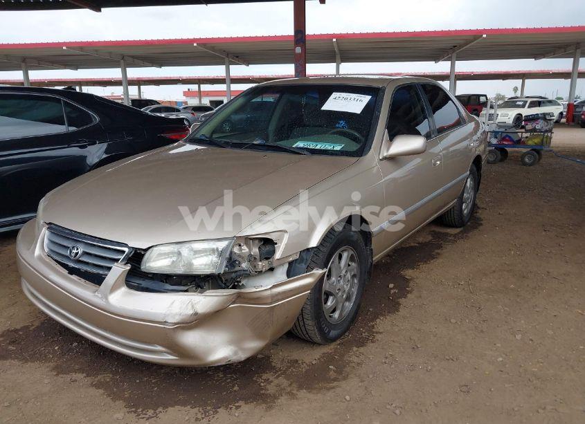 Photo 6 of 2000 Toyota Camry XLE (VIN JT2BG28K0Y0424451)