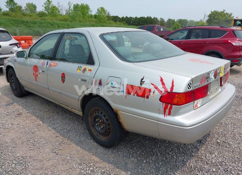 Photo 3 of 2001 Toyota Camry XLE (VIN JT2BG28K110541221)