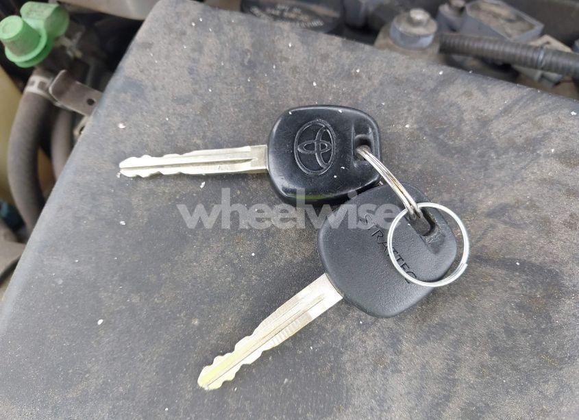 Photo 11 of 2002 Toyota Prius (VIN JT2BK12U520045360)