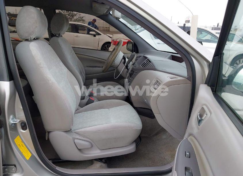 Photo 5 of 2002 Toyota Prius (VIN JT2BK18U120065659)