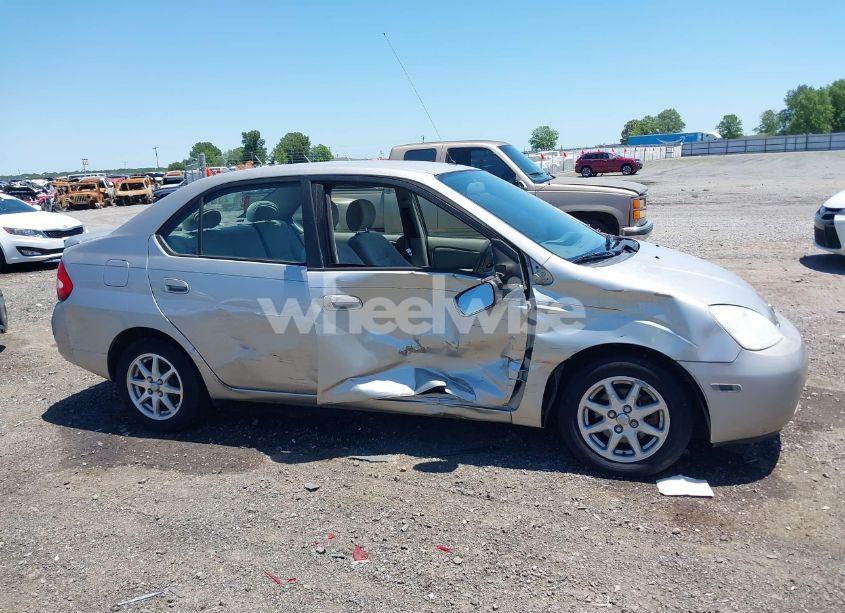 Photo 13 of 2003 Toyota Prius (VIN JT2BK18UX30073535)