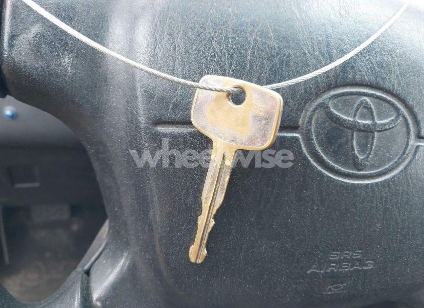 Photo 11 of 1997 Toyota Celica ST LIMITED EDITION PKG. (VIN JT2DB02T1V0071940)