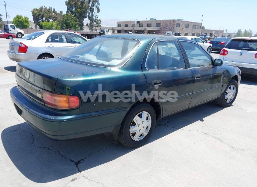 Photo 4 of 1993 Toyota Camry DX (VIN JT2SK11E9P0132860)