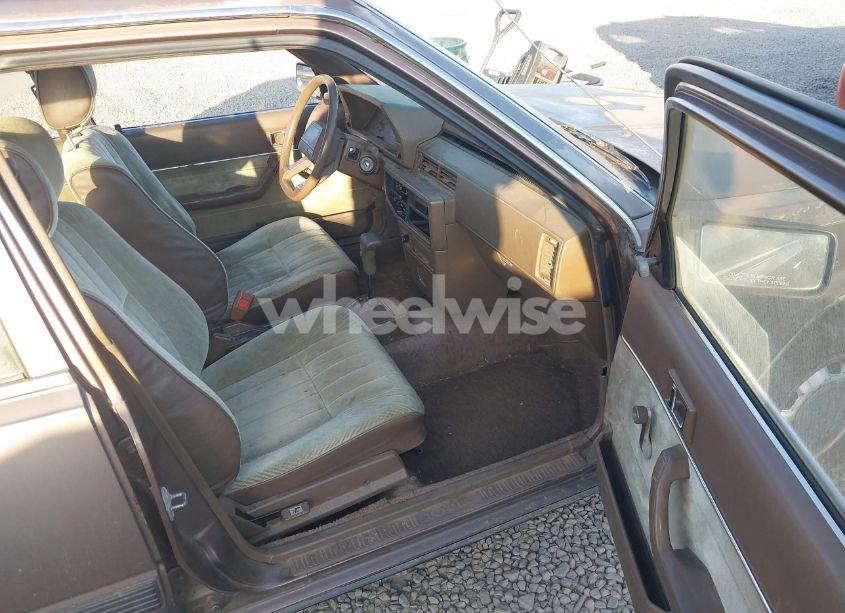 Photo 5 of 1985 Toyota Camry DLX (VIN JT2SV12EXF0291360)