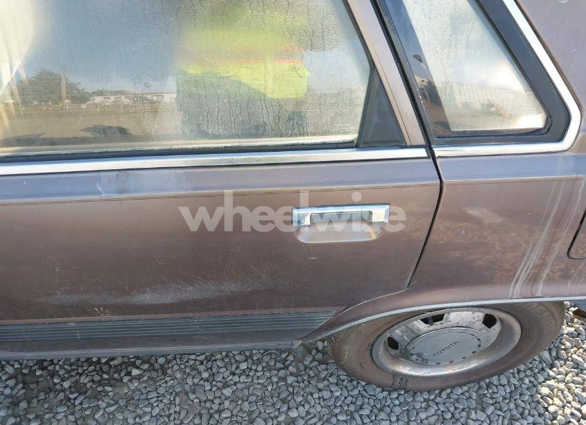 Photo 6 of 1985 Toyota Camry DLX (VIN JT2SV12EXF0291360)