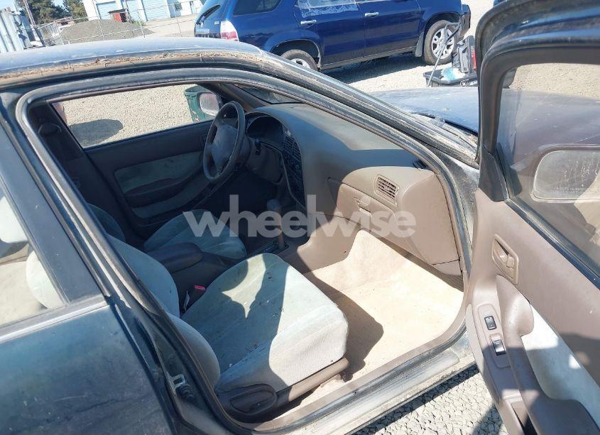 Photo 5 of 1993 Toyota Camry LE (VIN JT2VK12E8P0229480)