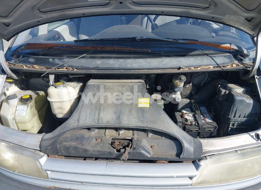 Photo 10 of 1994 Toyota Previa LE (VIN JT3AC12R1R1120897)