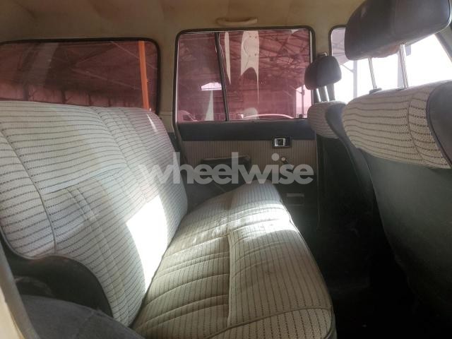 Photo 5 of 1983 TOYOTA LAND CRUISER FJ60 N/A (VIN JT3FJ60G6D0065114)