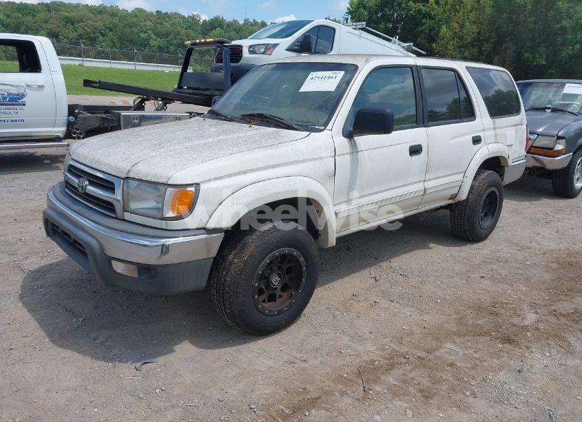 Photo 2 of 1999 Toyota 4runner (VIN JT3GM84RXX0036951)