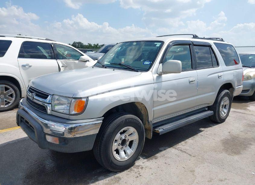 Photo 2 of 2001 Toyota 4runner SR5 V6 (VIN JT3GN86R110206101)
