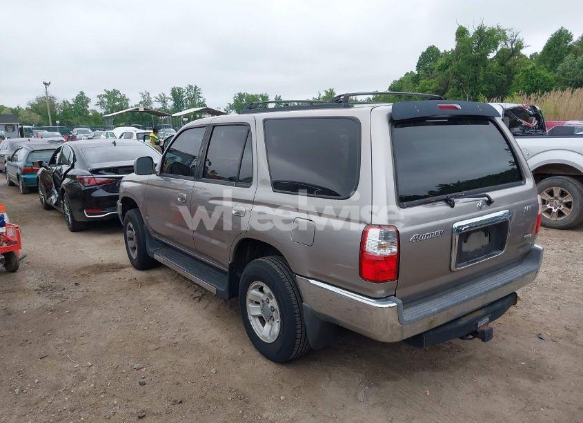 Photo 3 of 2002 Toyota 4runner SR5 V6 (VIN JT3GN86R120240511)