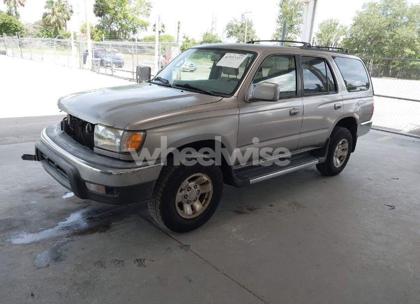 Photo 2 of 2002 Toyota 4runner SR5 V6 (VIN JT3GN86R220240078)