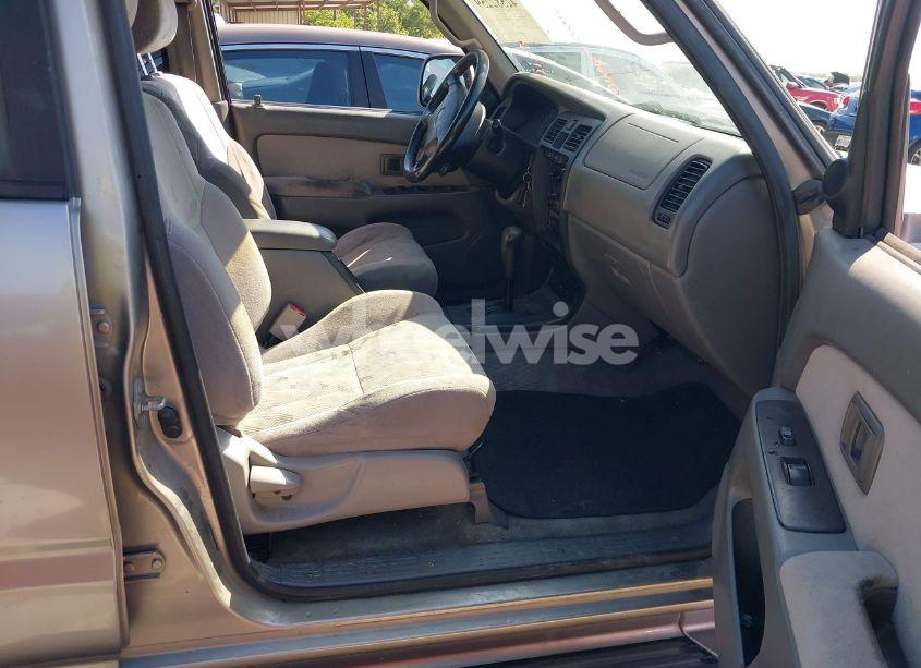 Photo 5 of 2002 Toyota 4runner SR5 V6 (VIN JT3GN86R220250545)