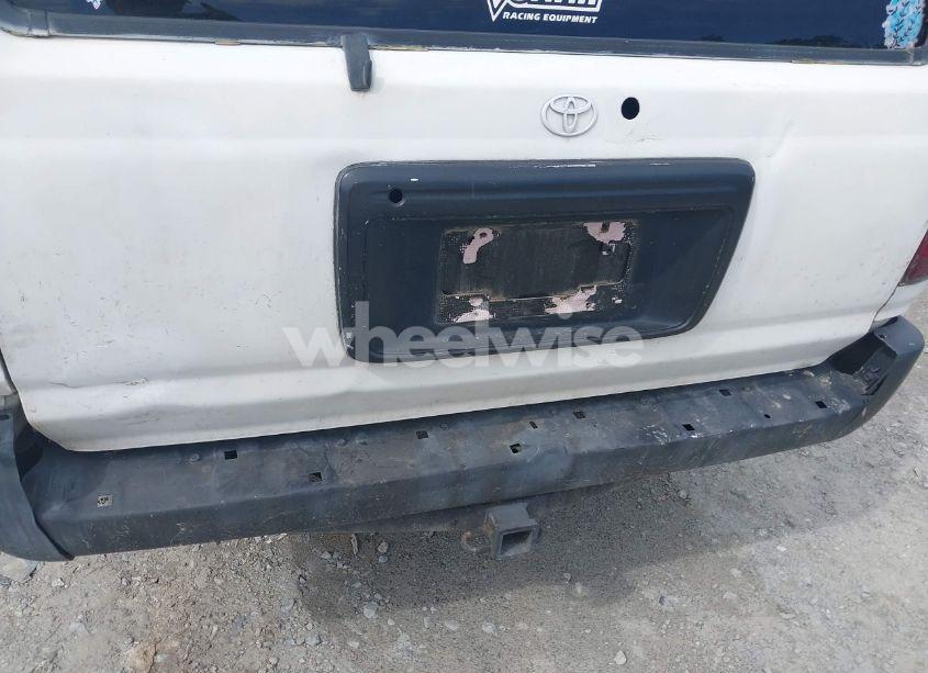 Photo 13 of 2001 Toyota 4runner SR5 V6 (VIN JT3GN86R410183252)