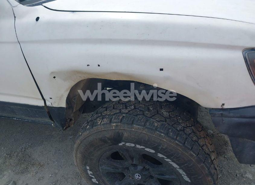 Photo 14 of 2001 Toyota 4runner SR5 V6 (VIN JT3GN86R410183252)