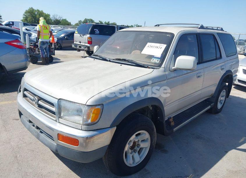 Photo 2 of 1997 Toyota 4runner SR5 V6 (VIN JT3GN86R4V0040677)