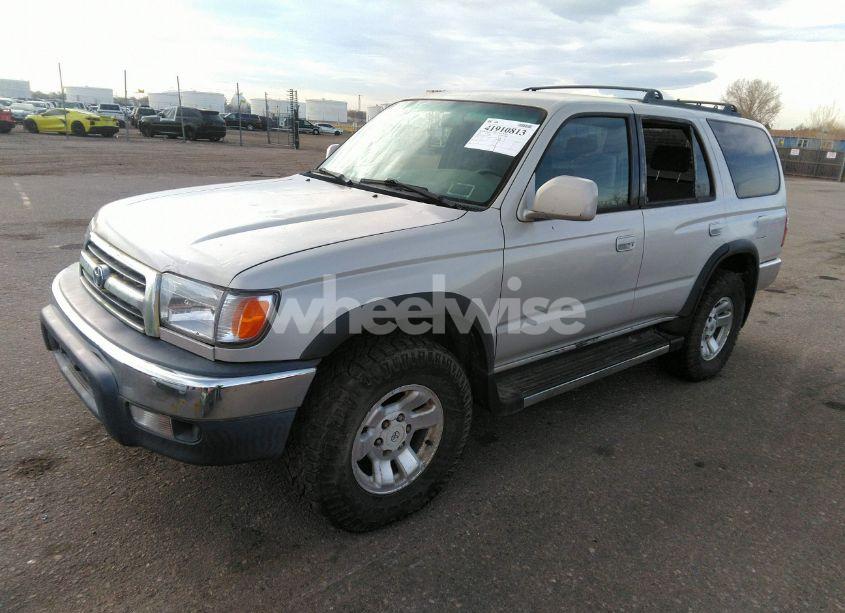 Photo 2 of 2000 Toyota 4runner SR5 V6 (VIN JT3GN86R5Y0138699)