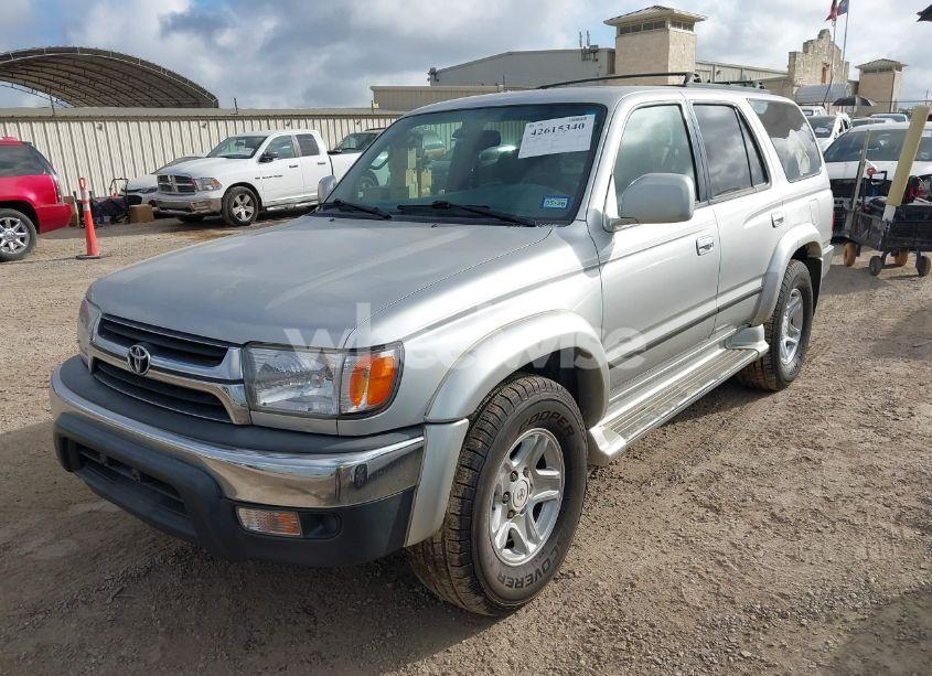 Photo 2 of 2002 Toyota 4runner SR5 V6 (VIN JT3GN86RX20245464)