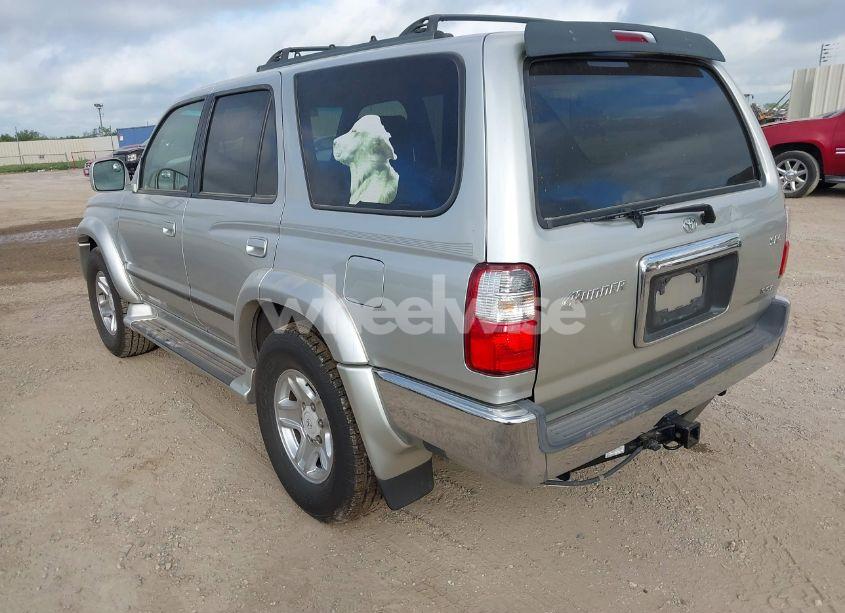 Photo 3 of 2002 Toyota 4runner SR5 V6 (VIN JT3GN86RX20245464)