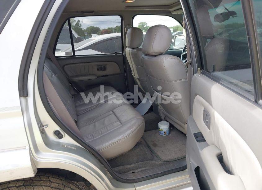 Photo 8 of 2002 Toyota 4runner SR5 V6 (VIN JT3GN86RX20245464)