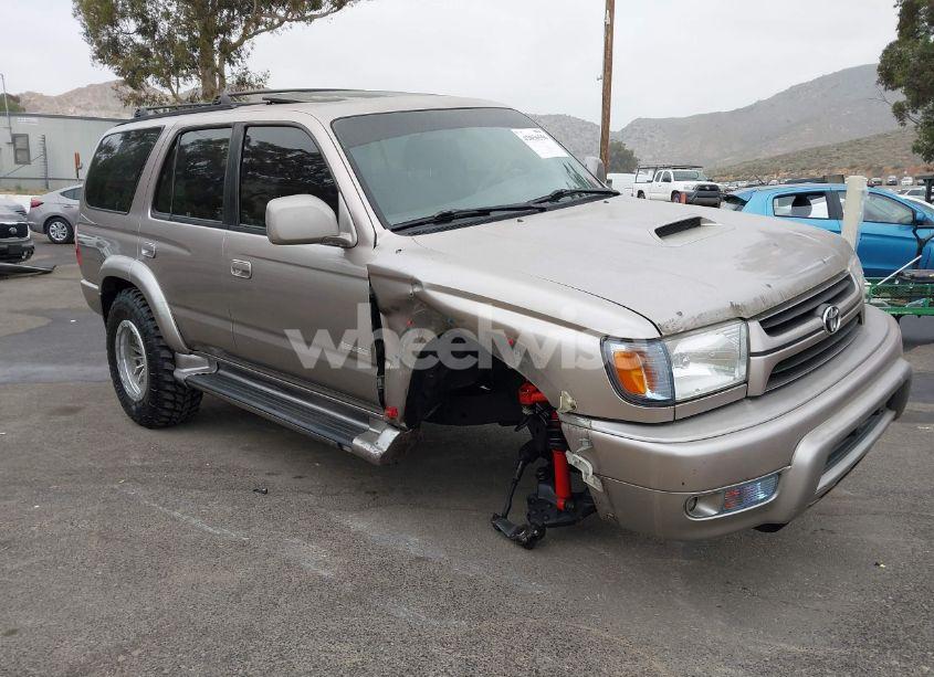 2002 Toyota 4runner SR5 (VIN JT3GN86RX20252690) main photo