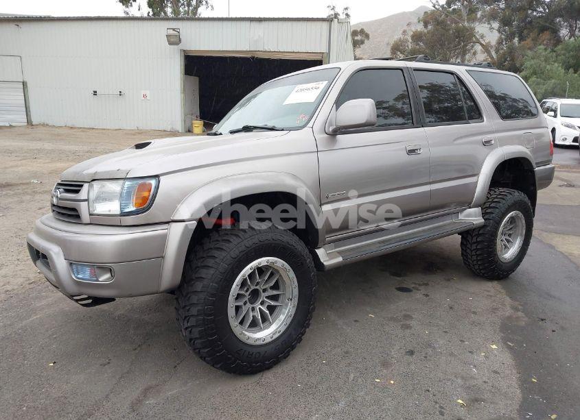 Photo 2 of 2002 Toyota 4runner SR5 (VIN JT3GN86RX20252690)