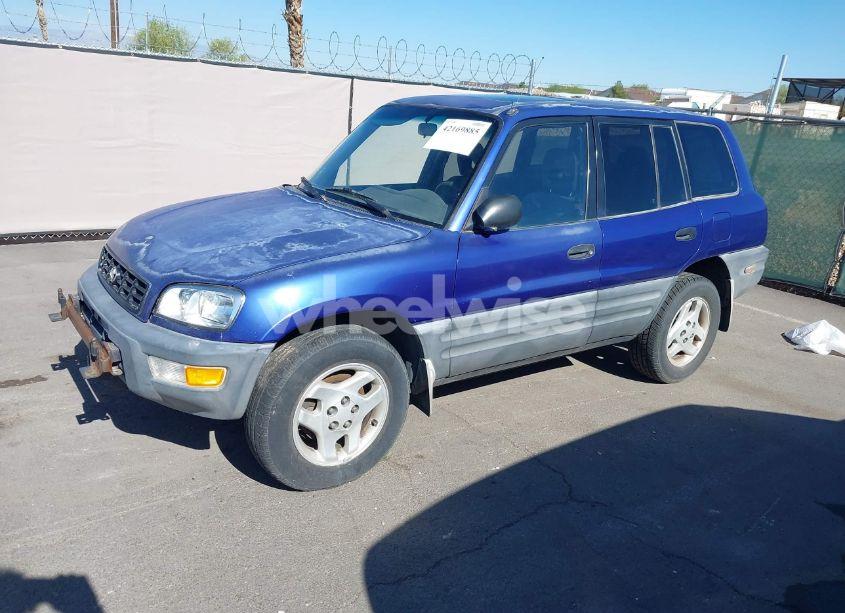 Photo 2 of 1998 Toyota Rav4 (VIN JT3GP10V0W0023657)