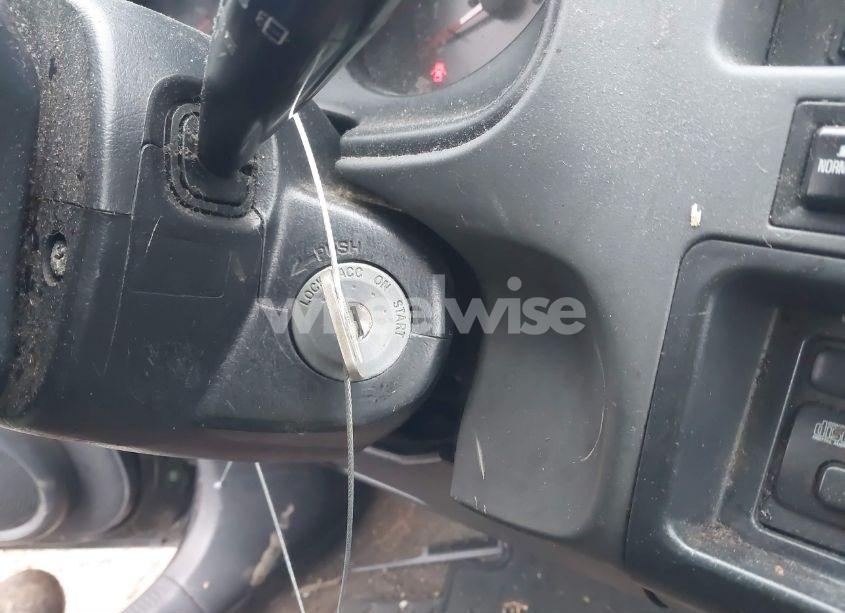 Photo 12 of 1998 Toyota Rav4 (VIN JT3GP10V0W0026669)