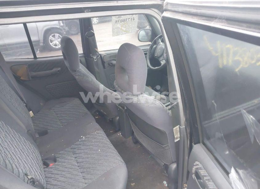 Photo 8 of 1998 Toyota Rav4 (VIN JT3GP10V0W0026669)