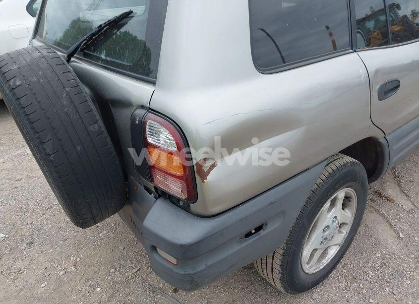 Photo 13 of 1999 Toyota Rav4 (VIN JT3GP10V0X7054125)