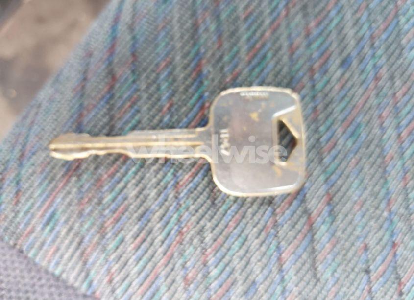 Photo 11 of 1999 Toyota Rav4 (VIN JT3GP10V4X7052720)