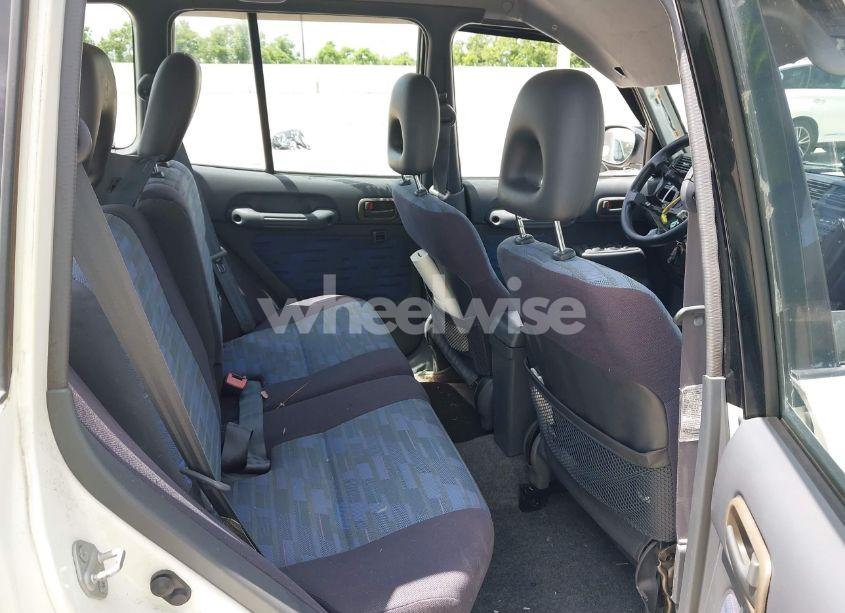 Photo 8 of 1996 Toyota Rav4 N/A (VIN JT3GP10V5T7002855)
