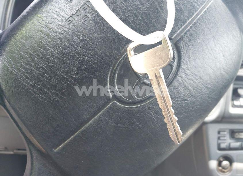 Photo 11 of 1996 Toyota Rav4 N/A (VIN JT3GP10V5T7005738)