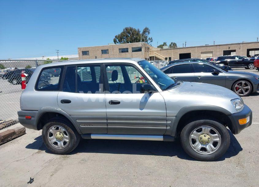 Photo 13 of 1998 Toyota Rav4 (VIN JT3GP10V7W7036719)