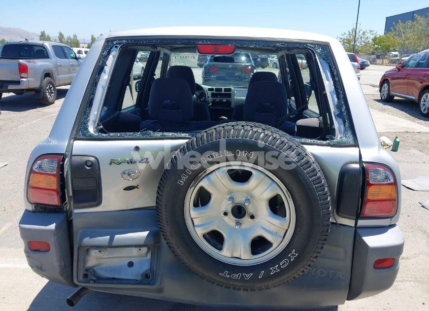 Photo 16 of 1998 Toyota Rav4 (VIN JT3GP10V7W7036719)